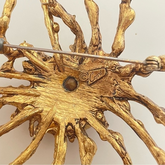 Vintage Signed Capri Pink Crystal Rhinestone Brooch - Picture 3 of 6